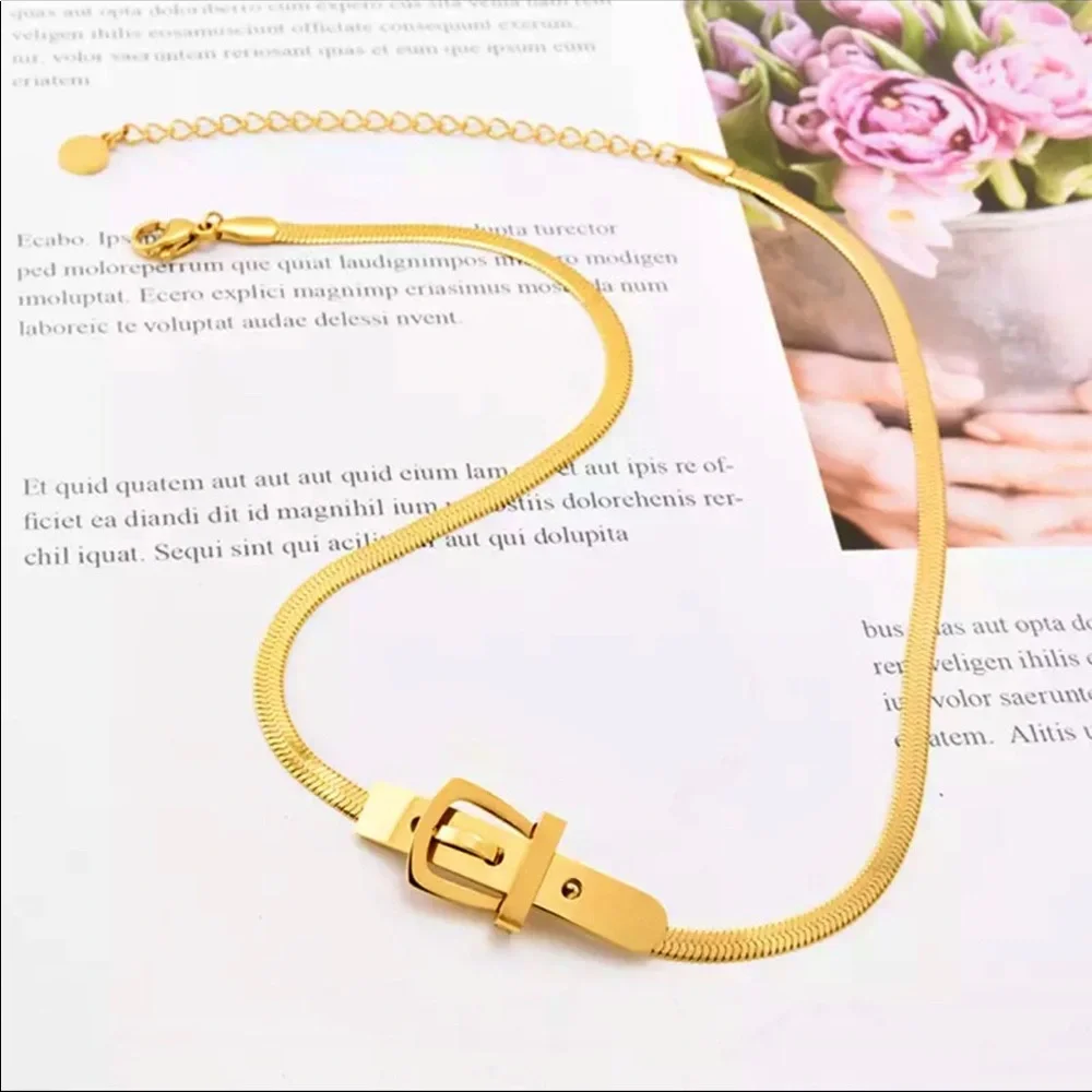 💙Trendy Gold Plated Chain Necklace - Picture 2 of 5